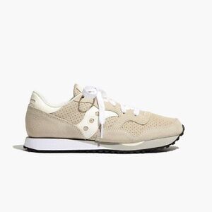 Saucony women’s sneaker size 8